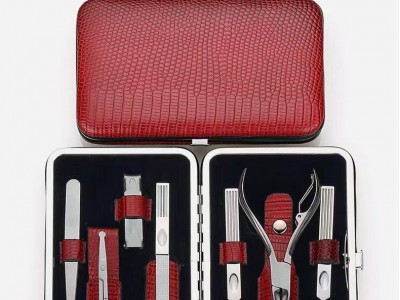 Red Manicure Set 7 Quality Nail Trimming Set With False Leather Case