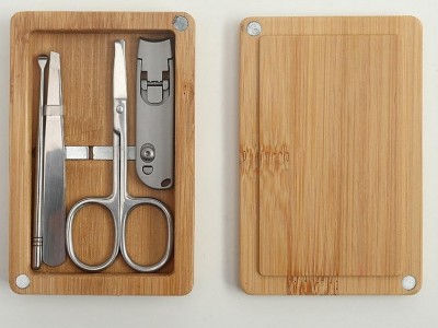 Eco Manicure Set 4 pcs Nail Grooming Kit Bamboo Box  Magnetic Closure For Gifts
