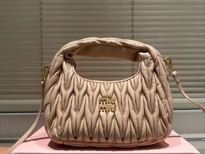 Bougie on a Budget        Wander Bag Hobo Bag Scoodydoo Crossbody Bag