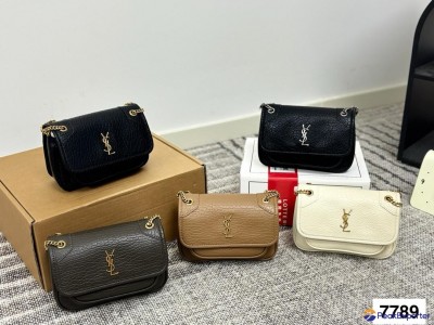 Bougie on a Budget Grey     Bag Niki     Cross Body Bag