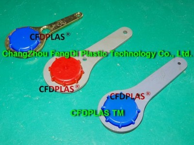 Drum wrench spanner for DIN61mm screw cap