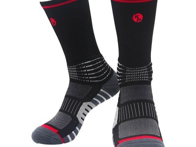 Embroidery Men Basketball Socks
