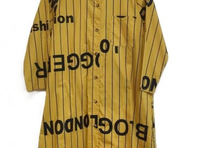 LADIES LONGER LENGTH SCRIPT PRINT WOVEN SHIRT