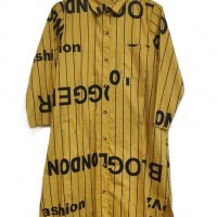 LADIES LONGER LENGTH SCRIPT PRINT WOVEN SHIRT