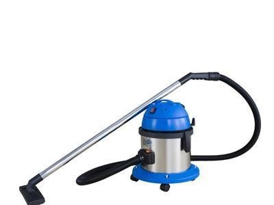 Commercial vacuum cleaner