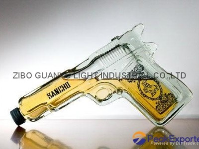 gun shaped glass bottle,special glass wine bottle